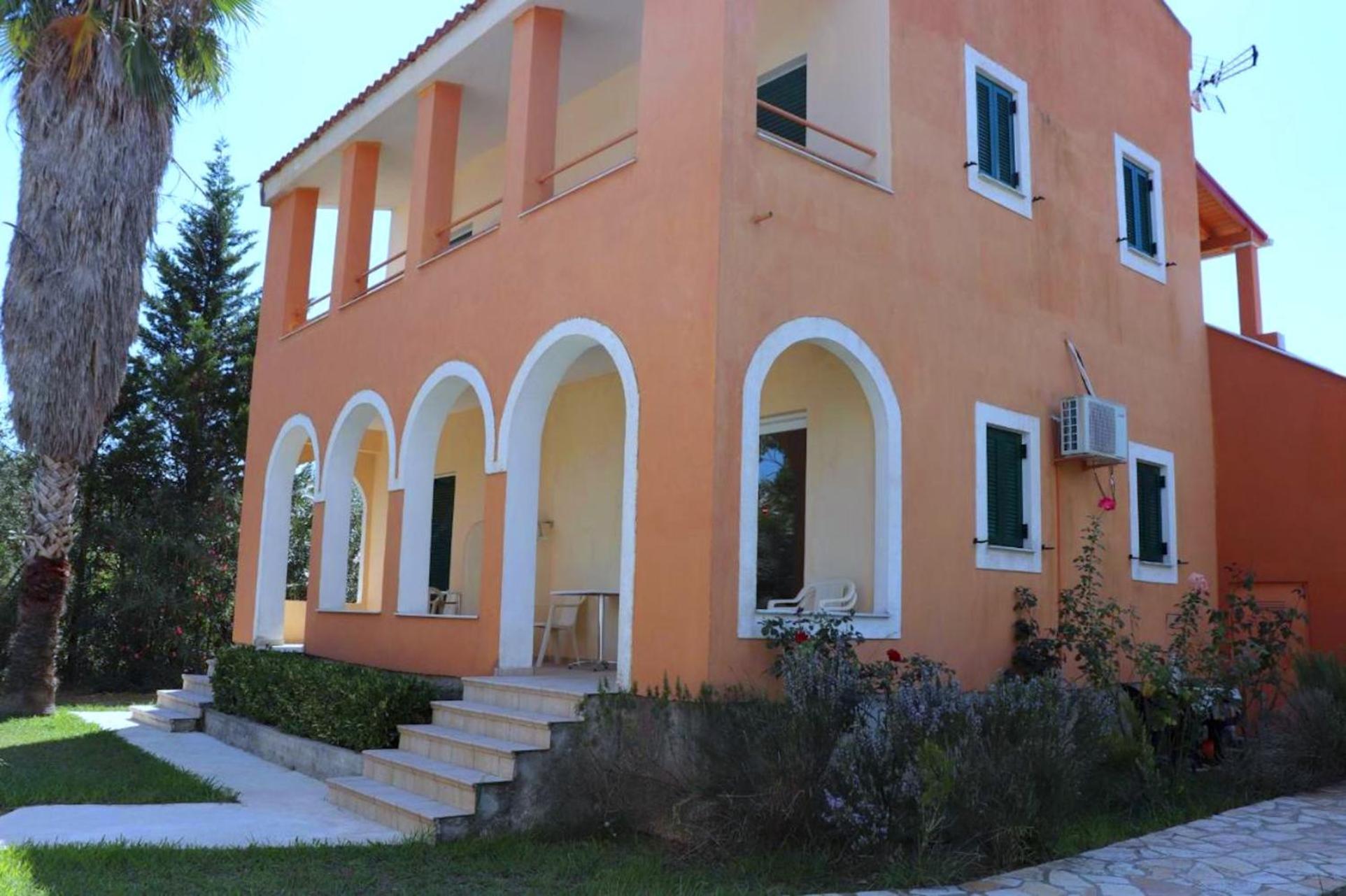 Irini Apartments And Studios Kávos Exteriör bild
